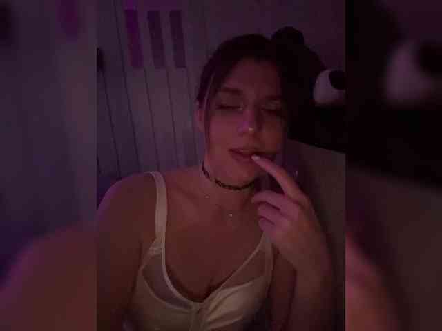 KotiKillerFeaturrrrre webcam