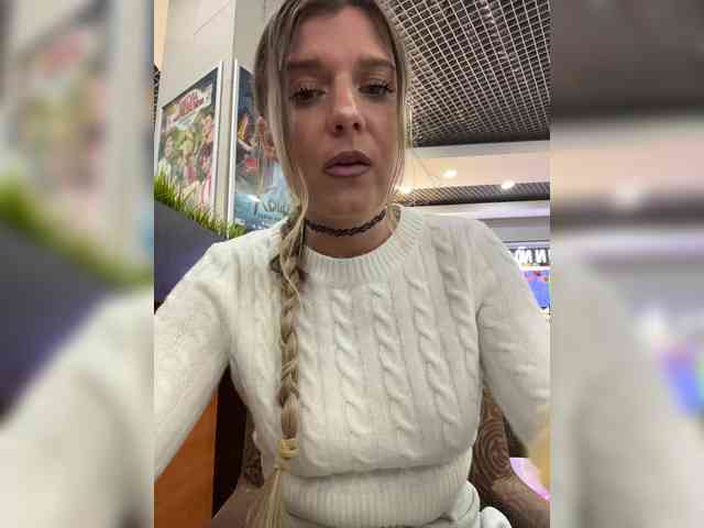KotiKillerFeaturrrrre webcam