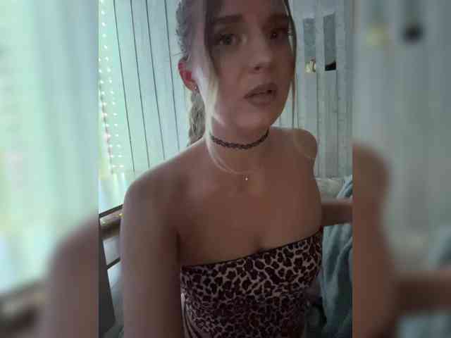 KotiKillerFeaturrrrre webcam