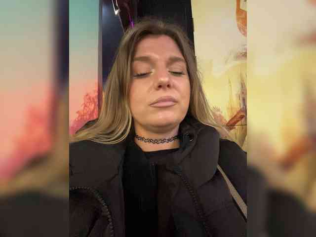 KotiKillerFeaturrrrre webcam