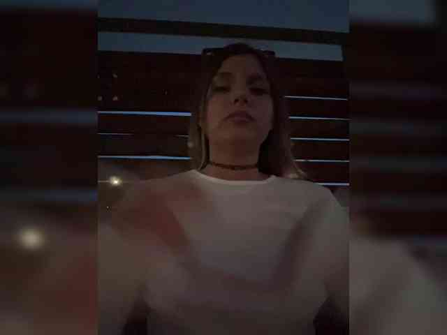 KotiKillerFeaturrrrre webcam