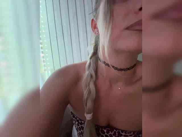 KotiKillerFeaturrrrre webcam