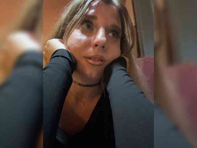 KotiKillerFeaturrrrre webcam
