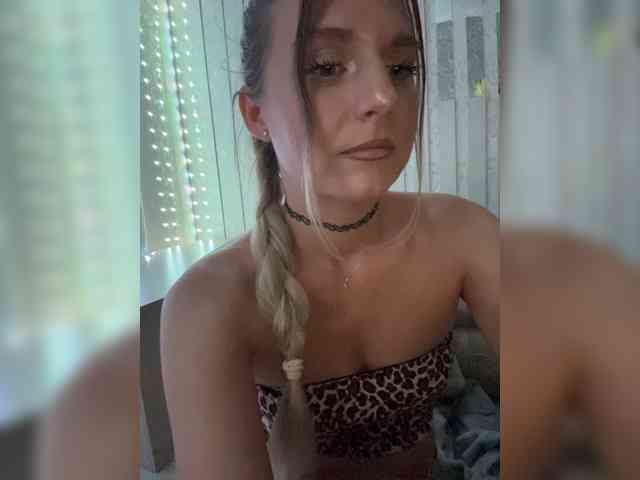 KotiKillerFeaturrrrre webcam