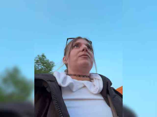 KotiKillerFeaturrrrre webcam