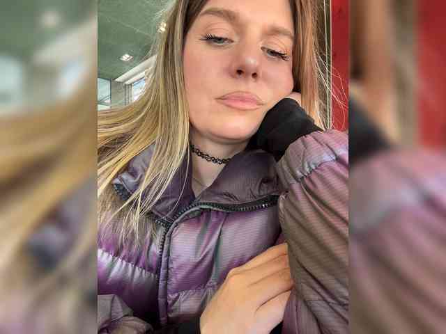 KotiKillerFeaturrrrre webcam