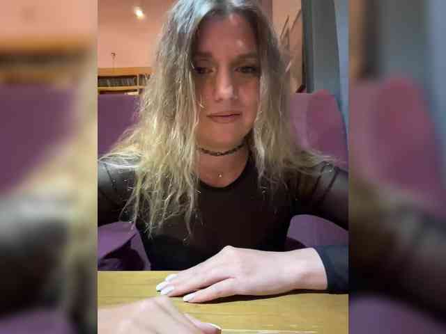 KotiKillerFeaturrrrre webcam