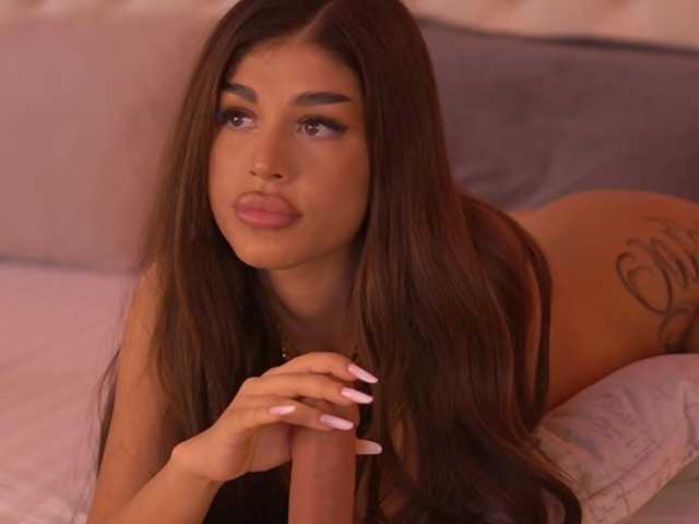 BellaNoirre live cam on BongaCams