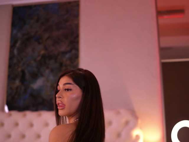 BellaNoirre live cam on BongaCams