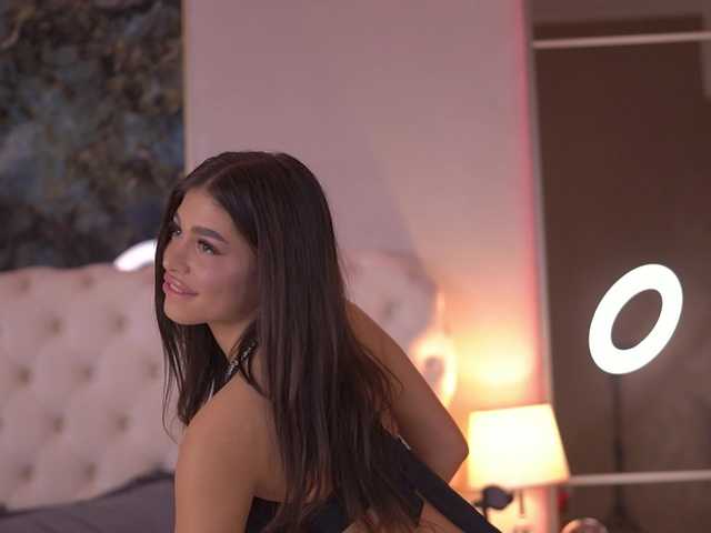 BellaNoirre live cam on BongaCams