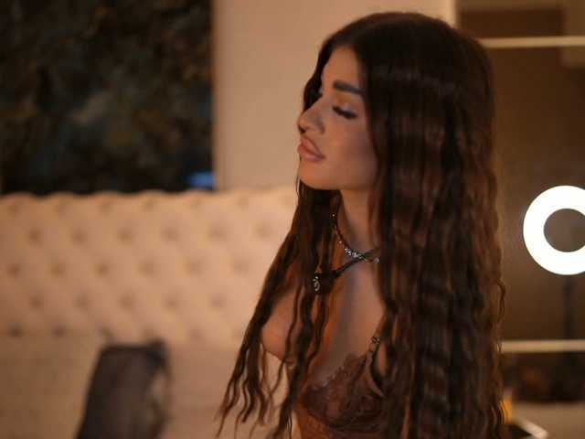 BellaNoirre live cam on BongaCams