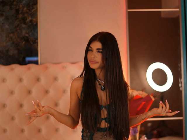 BellaNoirre live cam on BongaCams