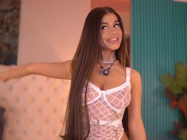 BellaNoirre live cam on