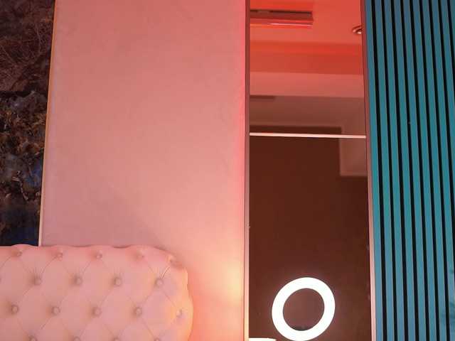 BellaNoirre live cam