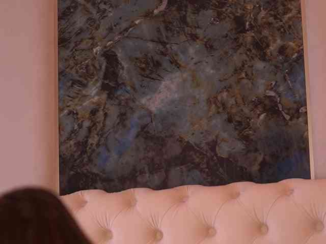BellaNoirre webcam
