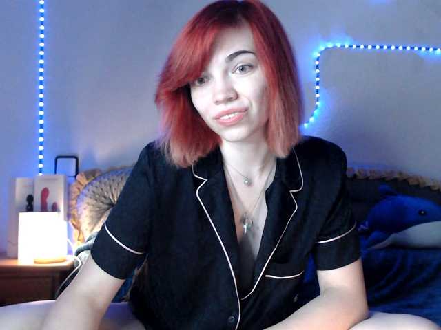 olivka-flower live cam on BongaCams