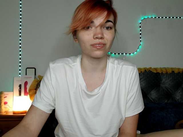 olivka-flower live cam on BongaCams
