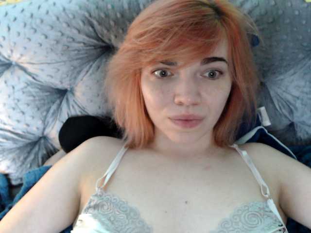 olivka-flower live cam on BongaCams