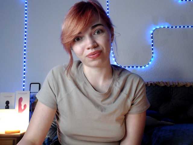 olivka-flower live cam on BongaCams