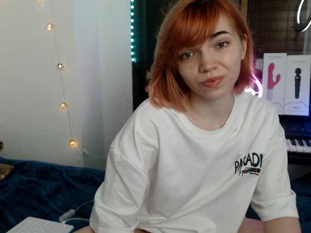 olivka-flower live cam on BongaCams