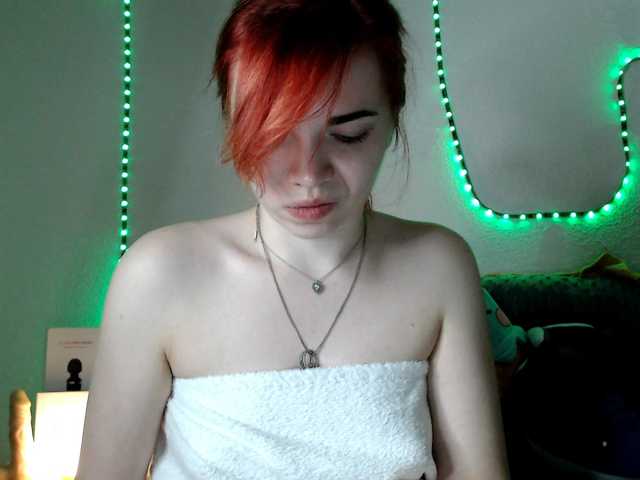 olivka-flower live cam on BongaCams