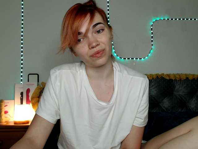 olivka-flower live cam on BongaCams