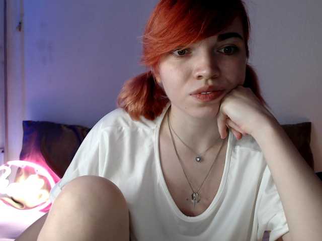 olivka-flower live cam on BongaCams