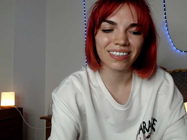 olivka-flower live cam on BongaCams