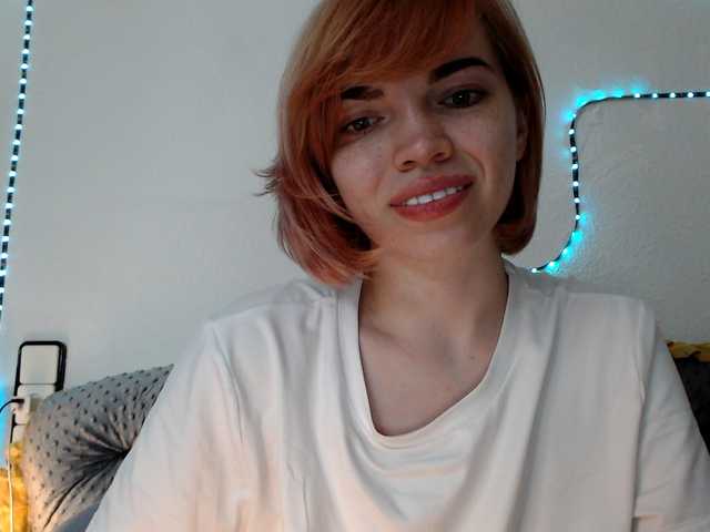 olivka-flower live cam on BongaCams