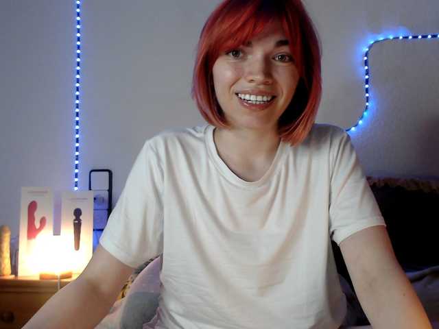 olivka-flower live cam on BongaCams