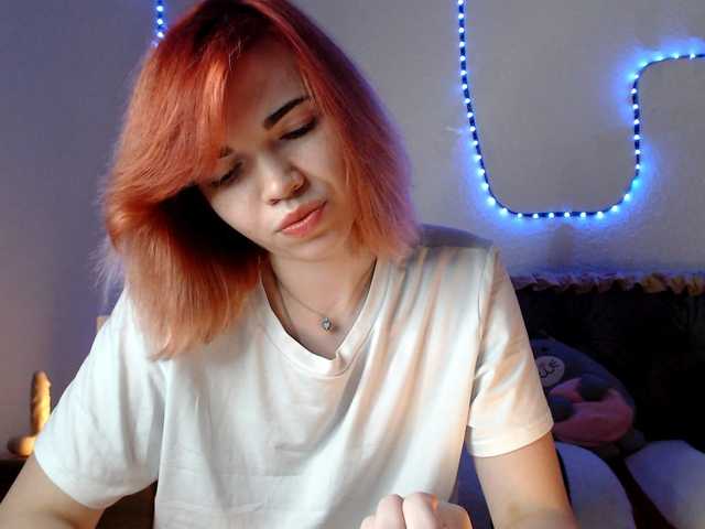 olivka-flower — live female cam