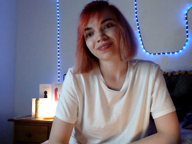 olivka-flower live cam on BongaCams