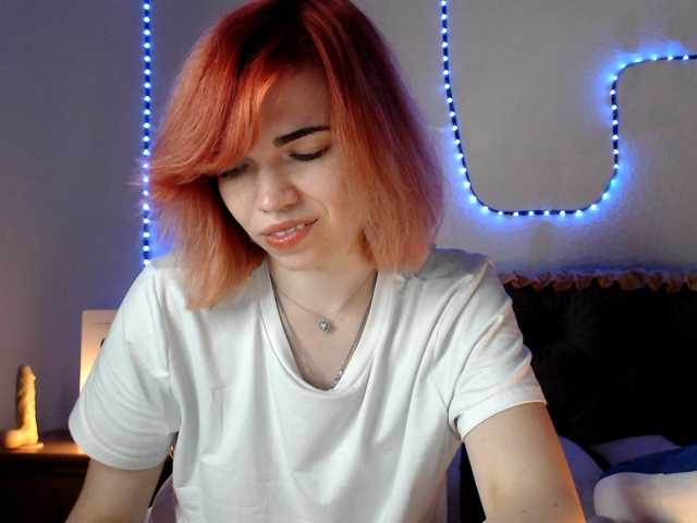 olivka-flower live cam on BongaCams