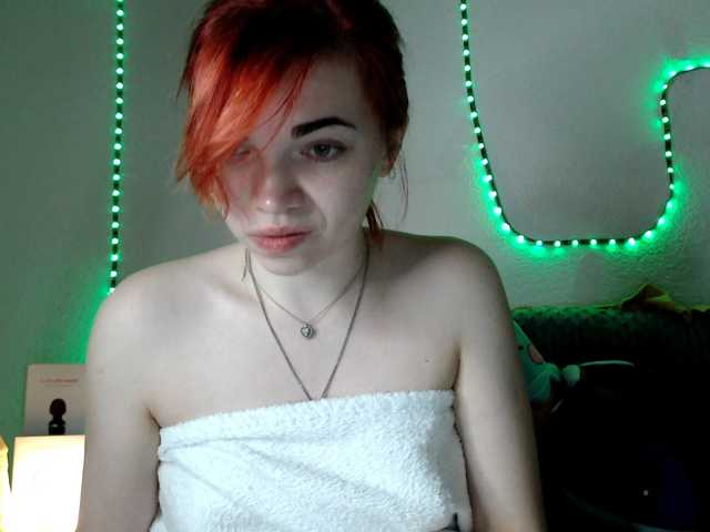 olivka-flower live cam on BongaCams