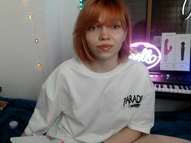 olivka-flower live cam on BongaCams