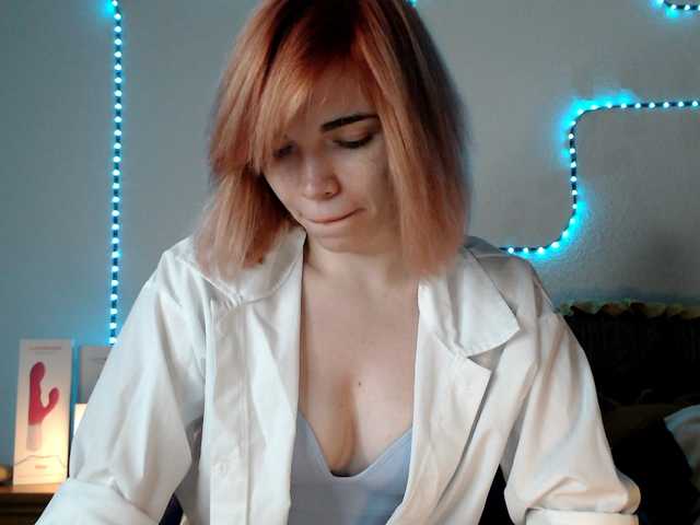 olivka-flower live cam on BongaCams
