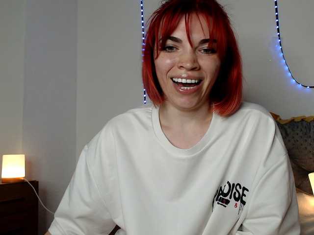 olivka-flower live cam on BongaCams