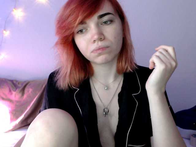 olivka-flower live cam on BongaCams