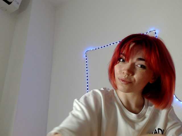 olivka-flower live cam on BongaCams