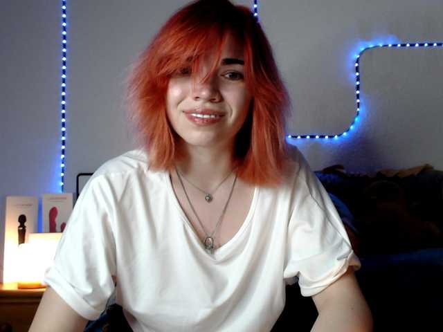 olivka-flower live cam on BongaCams