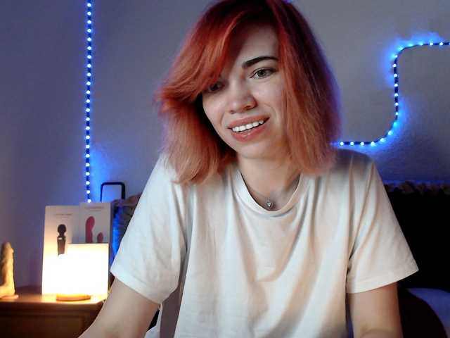 olivka-flower live cam on BongaCams