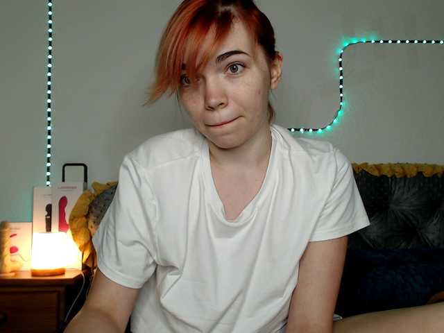 olivka-flower live cam on BongaCams
