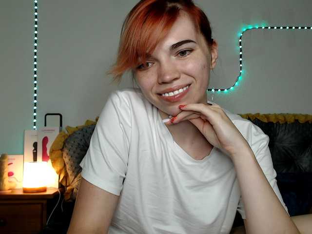 olivka-flower live cam on BongaCams