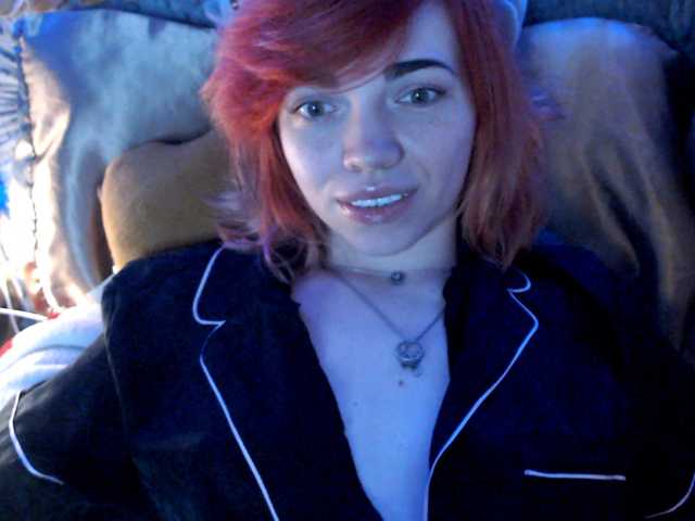 olivka-flower live cam on BongaCams
