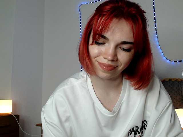olivka-flower live cam on BongaCams