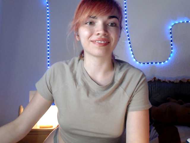 olivka-flower live cam on BongaCams