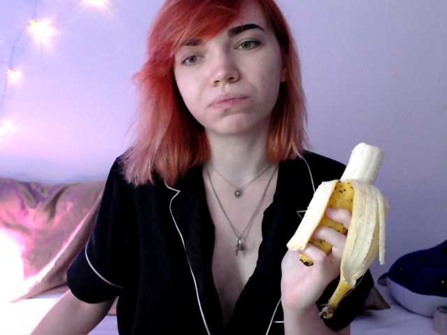 olivka-flower live cam on BongaCams
