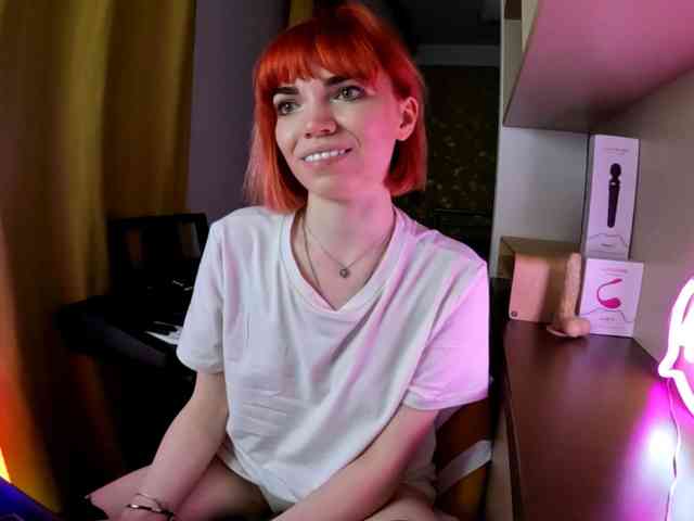 olivka-flower Live Webcam on BongaCams