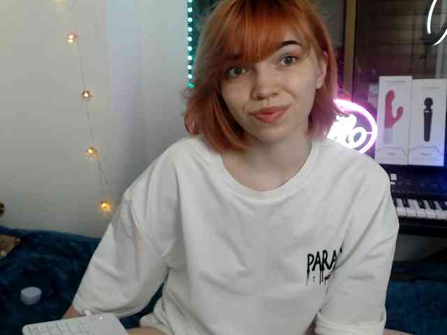 olivka-flower Live Webcam on BongaCams