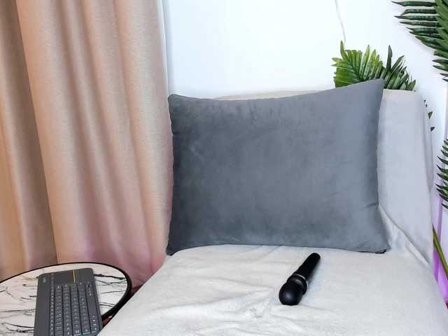 Eire-Spencer's BongaCams show and profile